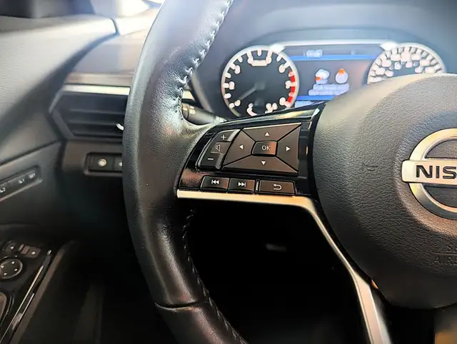 2022 Nissan Altima 2.5 Platinum AWD in Cars & Trucks in City of Montréal - Image 17