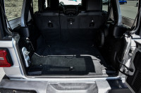 Heated Seats, Heated Steering Wheel, Remote Start, Navigation, Heavy Duty Suspension! 6 LOCATIONS KI... (image 7)