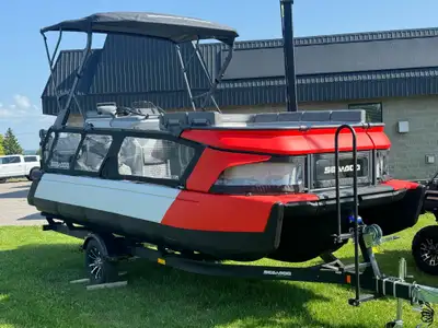 2023 Seadoo Switch Cruise 21, 230HP - Lava Red Caribbean Blue Also Available Non current Price! Sale...