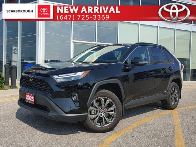 2025 Toyota RAV4 Hybrid XLE AWD | Sunroof | Alloys in Cars & Trucks in City of Toronto