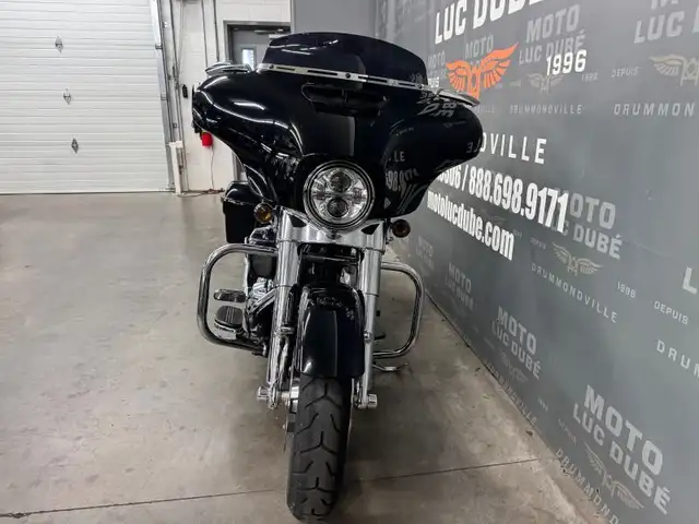 2018 Harley-Davidson FLHX Street Glide in Street, Cruisers & Choppers in Drummondville - Image 7