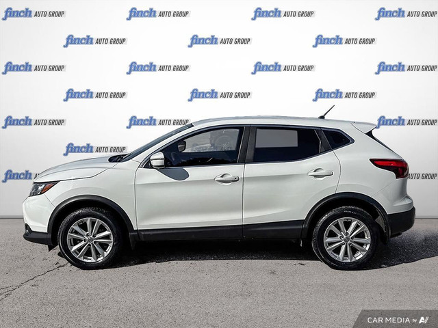 2018 Nissan Qashqai S KEYLESS ENTRY | VERY FUEL EFFICIENT in Cars & Trucks in London - Image 4