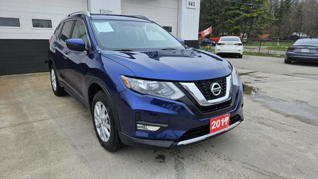  2017 Nissan Rogue SV CLEAN CARFAX REPORT, No Accidents in Cars & Trucks in Barrie