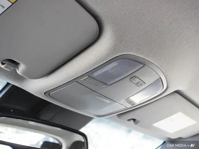 2022 Hyundai Kona Preferred | Awd | Car Play | Back Up Camera in Cars & Trucks in Hamilton - Image 26