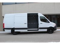2020 MERCEDES SPRINTER 2500 -- 170 FULL SIZE -- HIGH ROOF -- 3.0L V6 DIESEL ENGINE !!! 3 SEATER!!! O... (image 4)