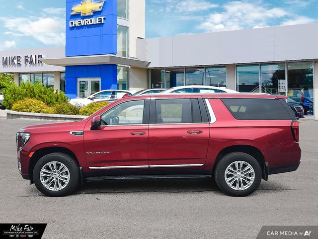 2023 GMC Yukon XL SLT heated front seats/steering wheel/outsi... in Cars & Trucks in Ottawa - Image 3