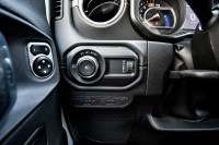 Heated Seats, Heated Steering Wheel, Remote Start, Navigation, Heavy Duty Suspension! 6 LOCATIONS KI... (image 9)