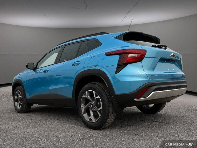 2025 Chevrolet Trax LT | Apple Carplay | Heated Seats in Cars & Trucks in Saskatoon - Image 4