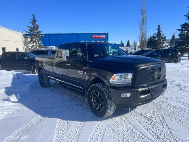2017 RAM 3500 LIMITED LONGHORN DIESEL LONG BOX NO ACCIDENTS!! in Cars & Trucks in Calgary - Image 4