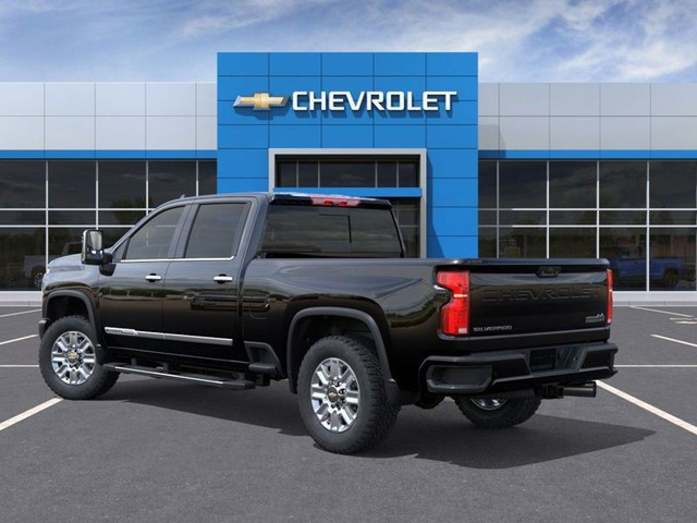 2025 Chevrolet Silverado 2500HD in Cars & Trucks in Oakville / Halton Region - Image 3