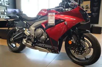 2024 Triumph Daytona 660 Carnival Red/Sapphire Black GAME ON Offering the perfect blend of performan...