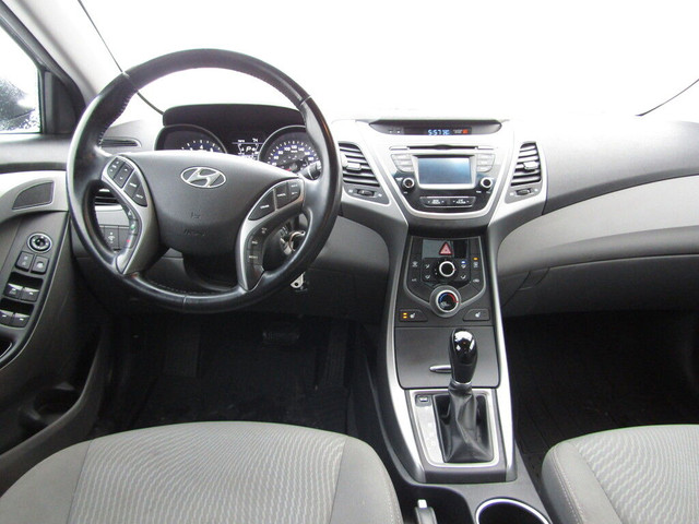  2014 Hyundai Elantra GLS 1.8L BACKUP CAMERA/SUNROOF/HEATED SEAT in Cars & Trucks in Calgary - Image 2