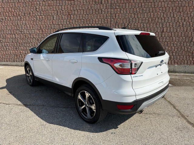 2017 Ford Escape SE | 4WD | BIG SCREEN | APPLE & ANDROID CARPLAY in Cars & Trucks in Oshawa / Durham Region - Image 4