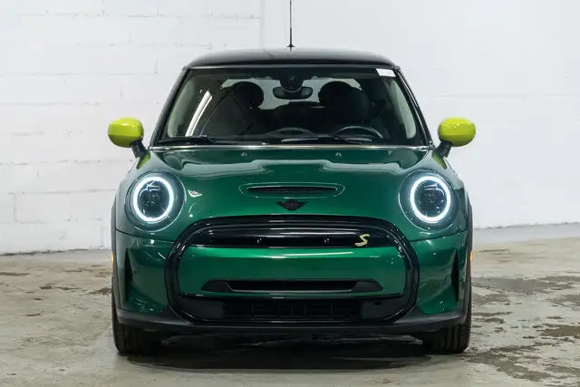 2022 MINI 3 Door Cooper SE 3 Door 100% électrique | Esprit in Cars & Trucks in City of Montréal - Image 3