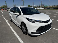 PRIX ET QUALITÉ IMBATTABLE venez découvrir notre TOYOTA SIENNA 2021 LE HYBRIDE SIEGE CHAUFF VOLANT C... (image 2)