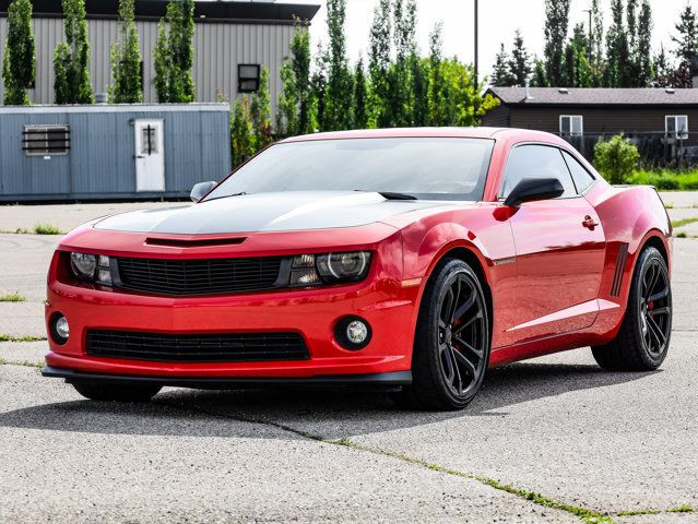 2013 Chevrolet Camaro 2SS 6.2L 1LE Performance Package in Cars & Trucks in Strathcona County - Image 4