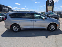 Come Finance this vehicle with us. Apply on our website stonebridgeauto.com 2019 Chrysler Pacifica T... (image 2)
