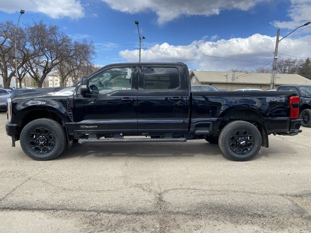 2025 Ford Super Duty F-350 SRW Lariat | Crew Cab 160 in Cars & Trucks in Edmonton - Image 2