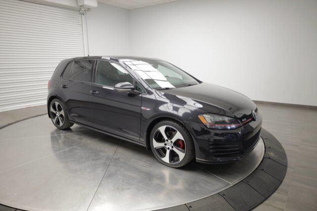 2017 Volkswagen Golf GTI Autobahn in Cars & Trucks in Calgary