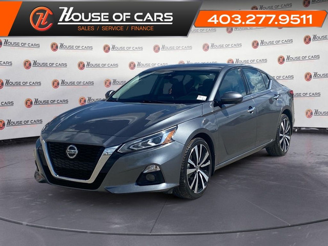 2022 Nissan Altima 2.5 Platinum in Cars & Trucks in Calgary