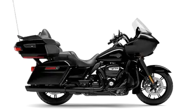 With incredible comfort and impressive style, the Harley-Davidson Road Glide Limited is a long-haul...
