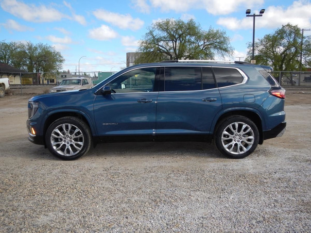 2025 GMC Acadia Denali AWD in Cars & Trucks in Saskatoon - Image 2