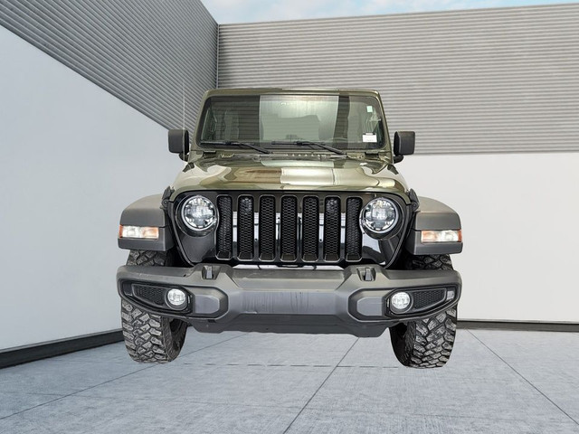 2023 Jeep Wrangler Willy's 2L 4x4 ens 2 toits ens Eclair 22W Pne in Cars & Trucks in Laval / North Shore - Image 2