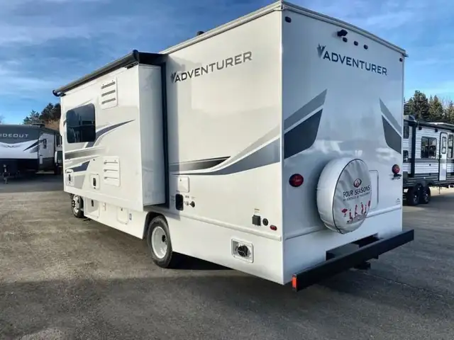 2022 Adventurer LP Class C Adventurer 24DS in RVs & Motorhomes in Prince George - Image 12