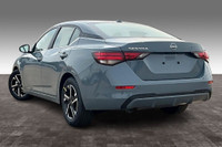 Power Sliding Moonroof Engine: 4 Cylinder Engine L/100Km City: 7.3 L/100Km Hwy: 5.8 Safety Equipment... (image 2)