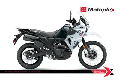 KLR650 La moto KLR650 est construite pour donner a votre passion le pouvoir de s'evader et d'explore...