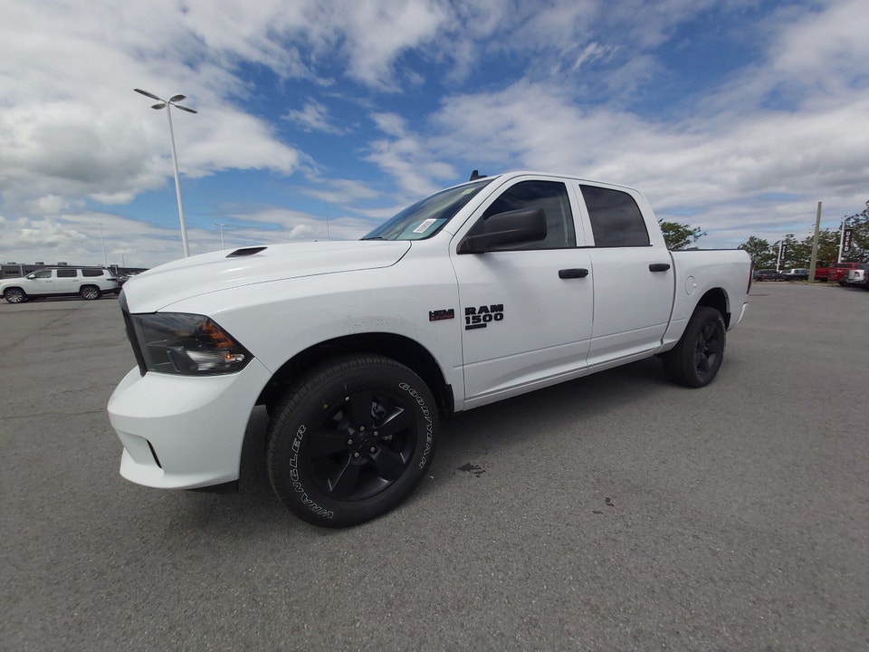 2022 Ram 1500 Classic NIGHT EDITION