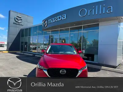 WAS: $37494 NOW: $34494 plus taxes and licensing feesNEW ARRIVAL | ONE OWNER | CLEAN CARFAX | LEASE...