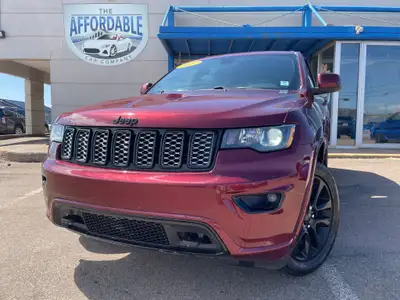 WAS: $29995 NOW: $28995Conquer every road in this 2019 Jeep Grand Cherokee Laredo 4x4! With rugged c...