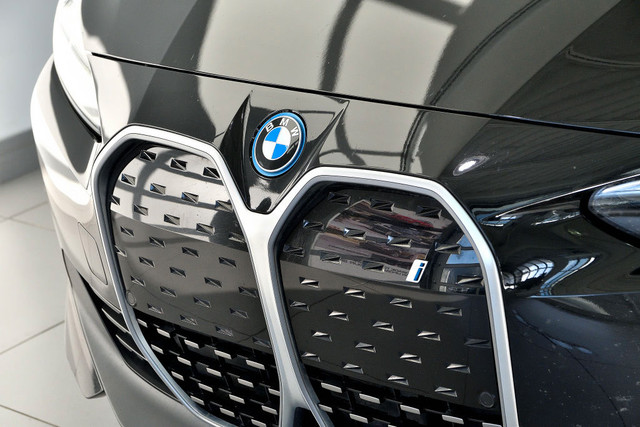 2022 BMW I4 EDrive40 Location Disponible in Cars & Trucks in Longueuil / South Shore - Image 3