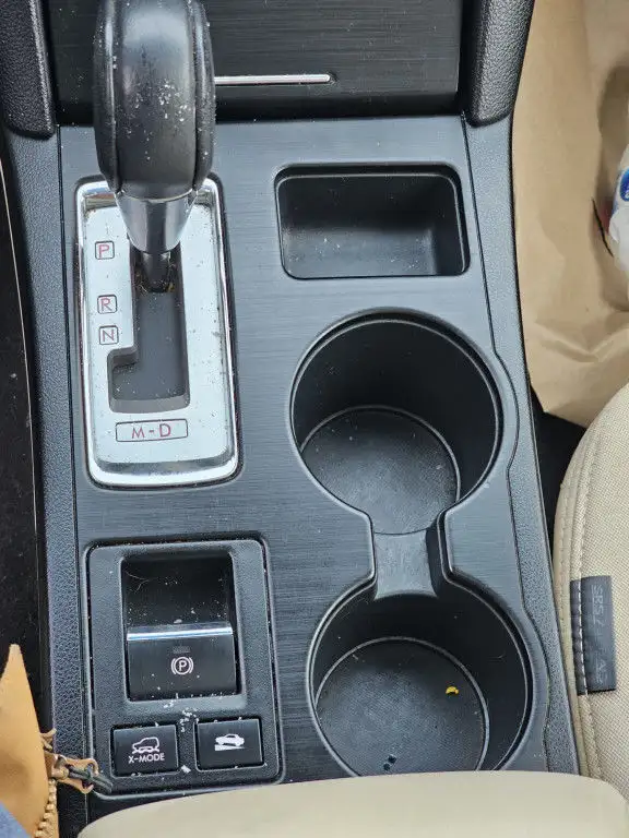 2015 Subaru Outback 2.5i Premium 4dr All-wheel Drive CVT in Cars & Trucks in City of Toronto - Image 26