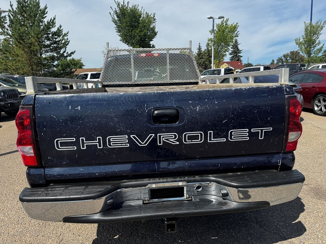 2005 Chevrolet Silverado 1500 V6 - ONLY 56K - Reg Cab - LONG BOX in Cars & Trucks in Edmonton - Image 4