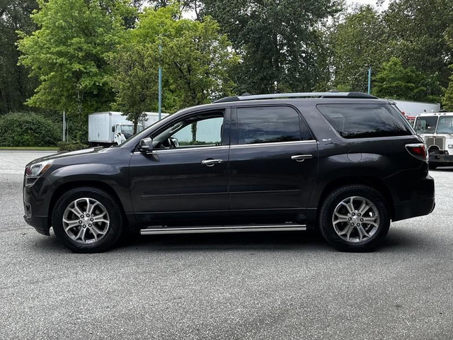2016 GMC Acadia SLT AWD 7-Passenger in Cars & Trucks in Richmond - Image 3