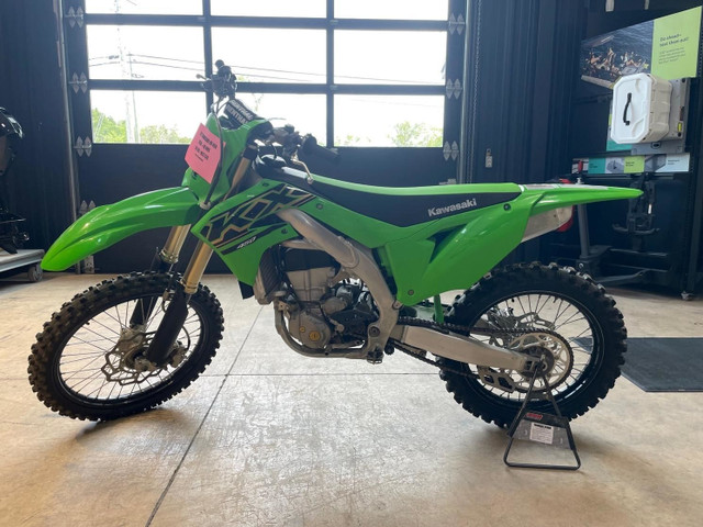 2021 Kawasaki KX 450 F in Touring in Kawartha Lakes - Image 2