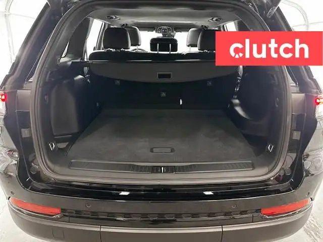 2023 Jeep Grand Cherokee Altitude 4x4 w/ Apple CarPlay, Heated F dans Autos et camions dans Ottawa - Image 40