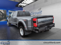 Le Ford F-450 Platinum 2023, c'est la puissance ultime et le luxe sans compromis. Parfait pour tract... (image 4)