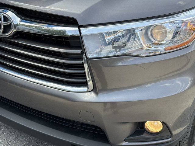 2015 Toyota Highlander Limited in Cars & Trucks in Banff / Canmore - Image 3