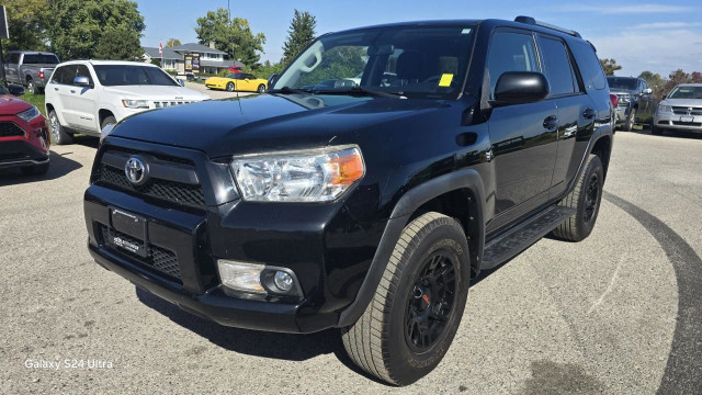 2013 Toyota 4Runner SR5 in Cars & Trucks in London