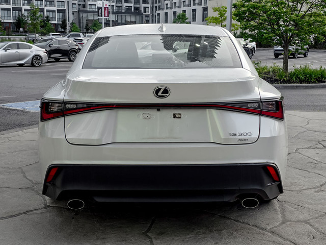 2022 Lexus IS IS 300 AWD in Cars & Trucks in City of Toronto - Image 4