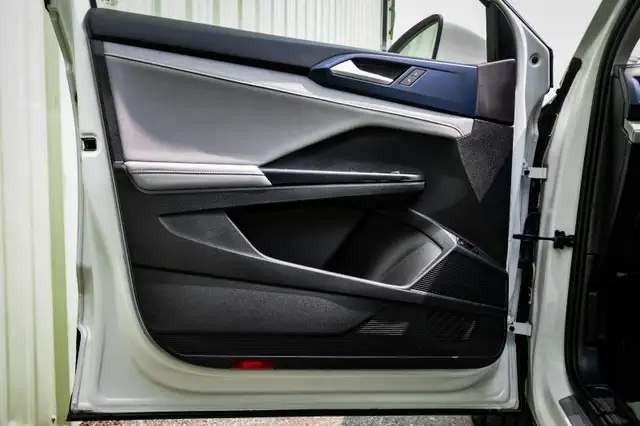 2024 Volkswagen Taos Comfortline • SUNROOF • HEATED SEATS in Cars & Trucks in Ottawa - Image 10
