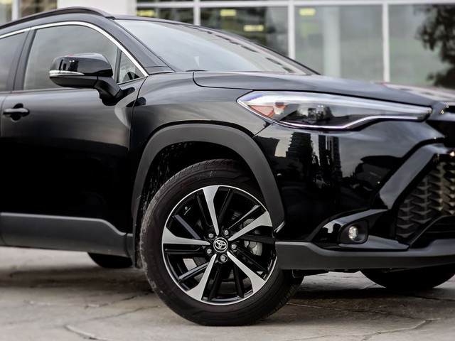 2024 Toyota Corolla Cross Hybrid XSE AWD in Cars & Trucks in City of Toronto - Image 3