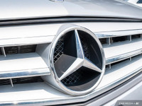 2013 Mercedes C350 4MATIC - Accident-Free! Grey on Black Leather Interior! Well Maintained! Loaded W... (image 8)