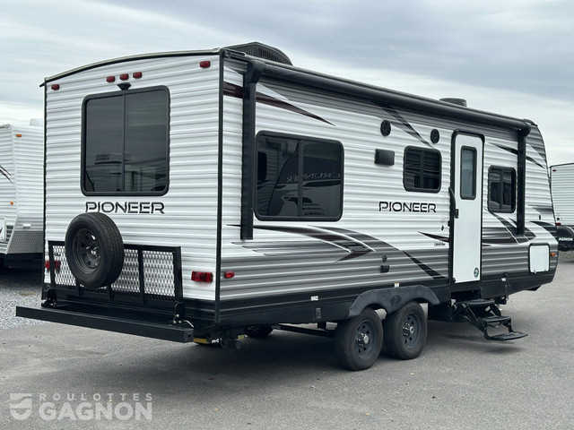 2020 Pioneer 210 RD Roulotte de voyage in Travel Trailers & Campers in Laval / North Shore - Image 4