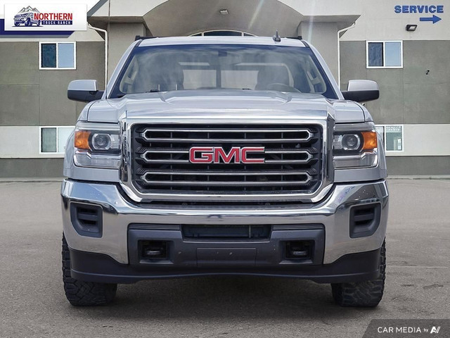 2015 GMC Sierra 2500HD SLE DOUBLE CAB 4X4 FLAT DECK TRUCK in Cars & Trucks in Edmonton - Image 2