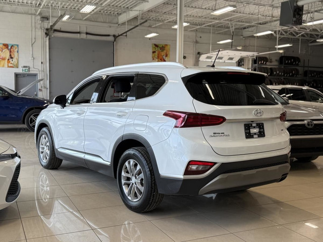 Hyundai Santa Fe 2.4L Essential TI avec ensemble sécurité 2020 à in Cars & Trucks in City of Montréal - Image 4