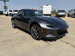 2023 Mazda MX-5 GS